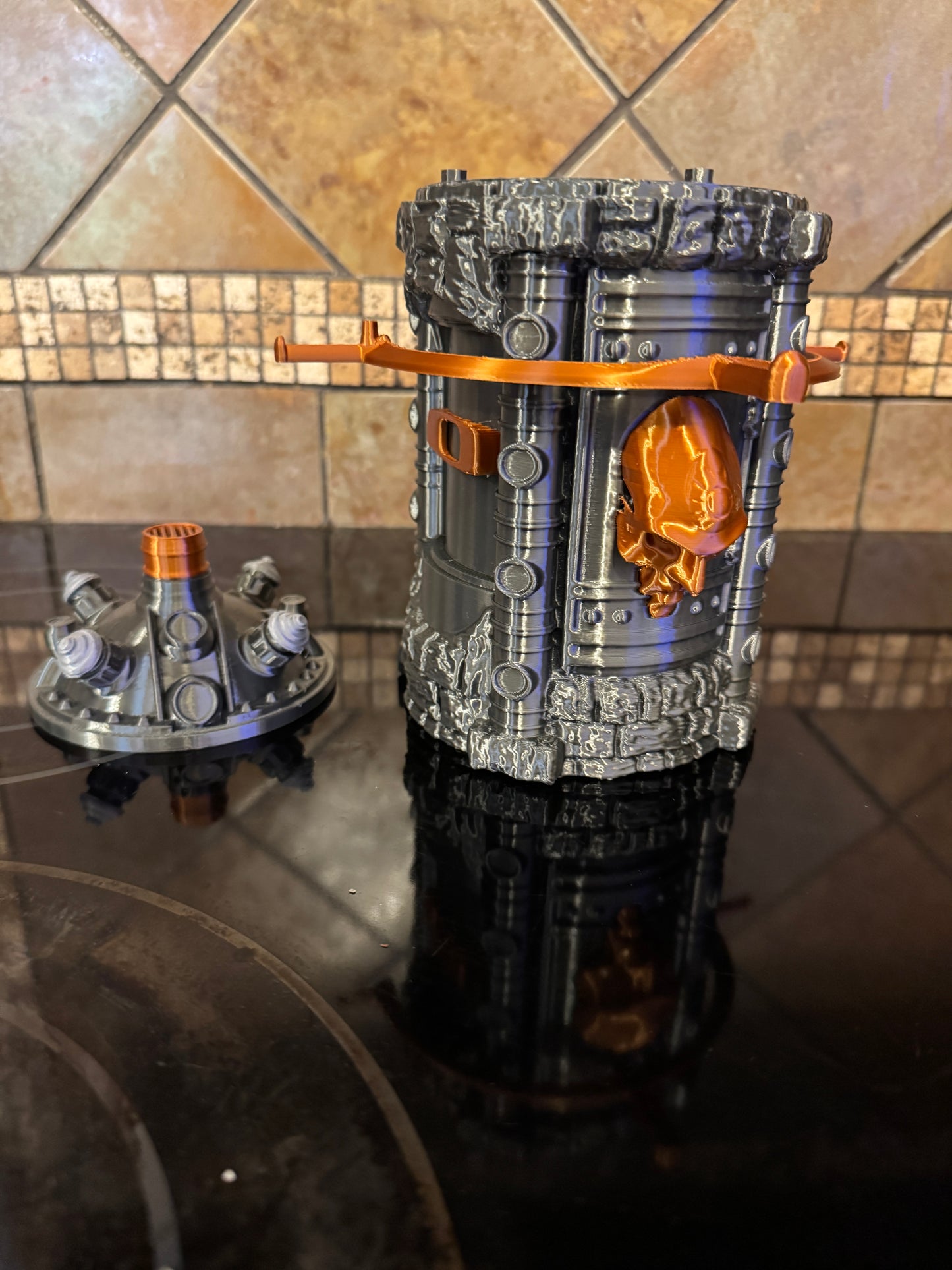 Oaklie Mad Science Style "Conservator" - Display Chamber - w/ Hidden Storage