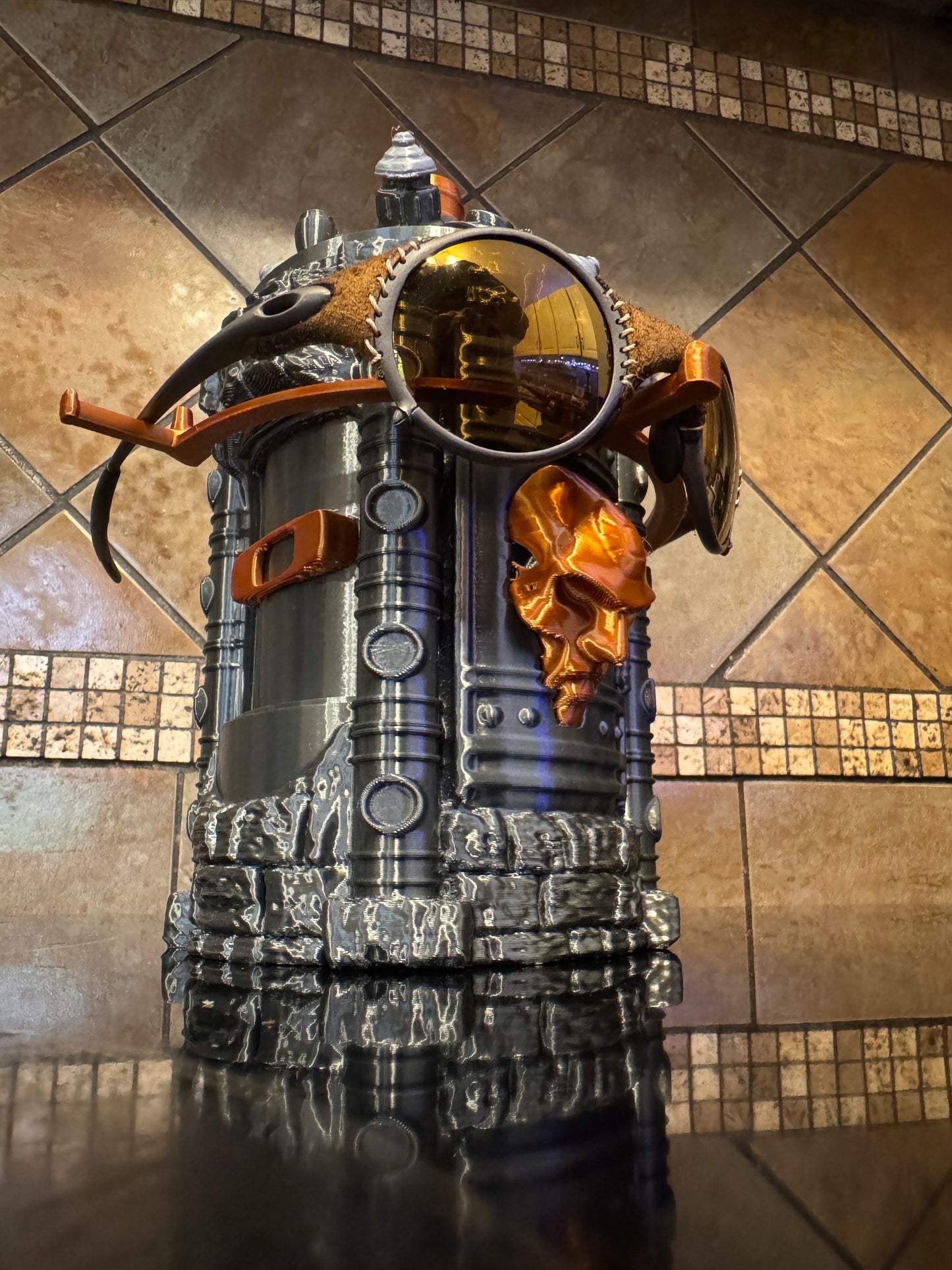 Oaklie Mad Science Style "Conservator" - Display Chamber - w/ Hidden Storage