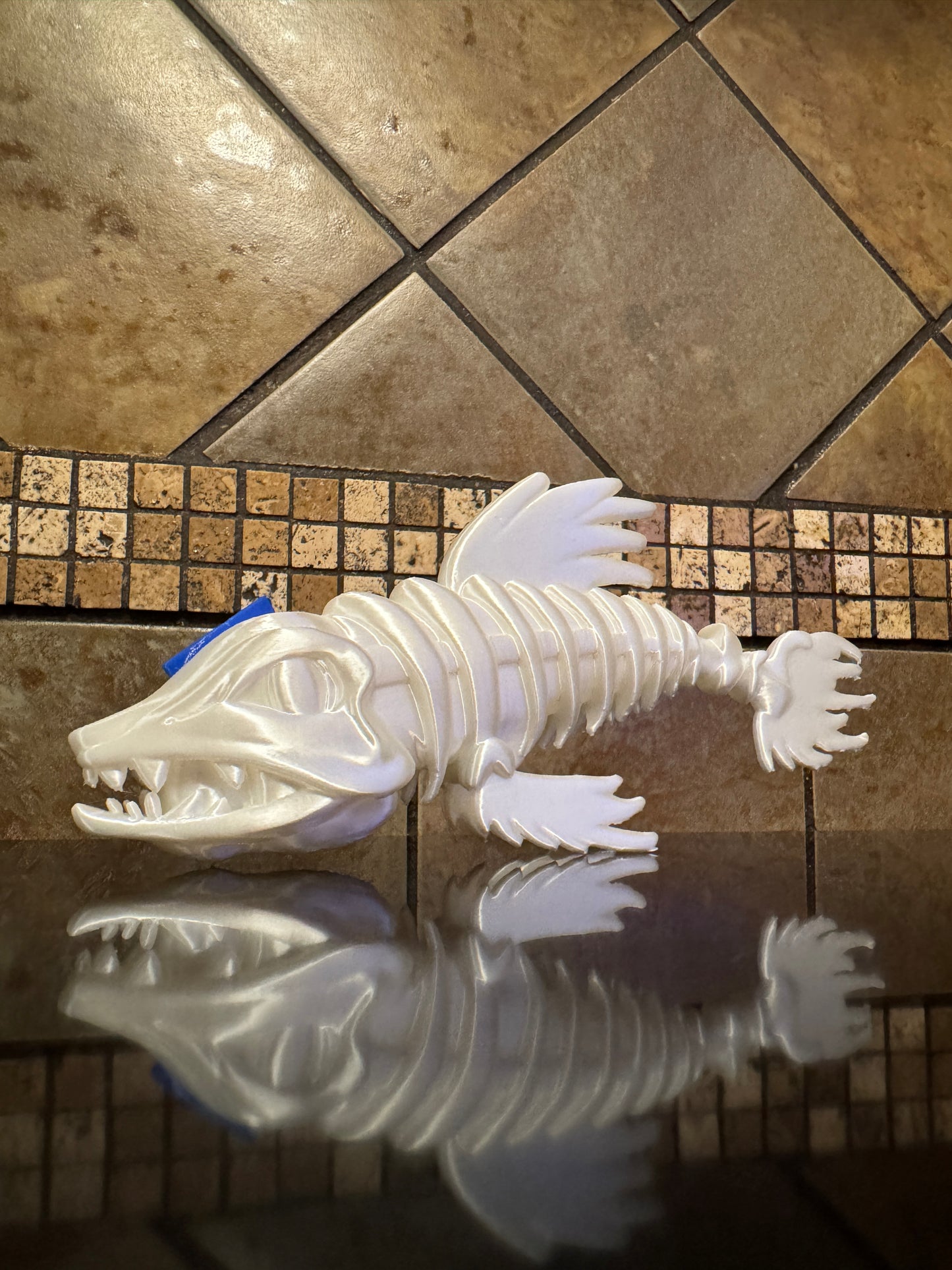 Oaklie Style "Cuda" Bones Sunglasses Stand & Display Case Glorifier – 8\" × 3.75\" × 1.75\"