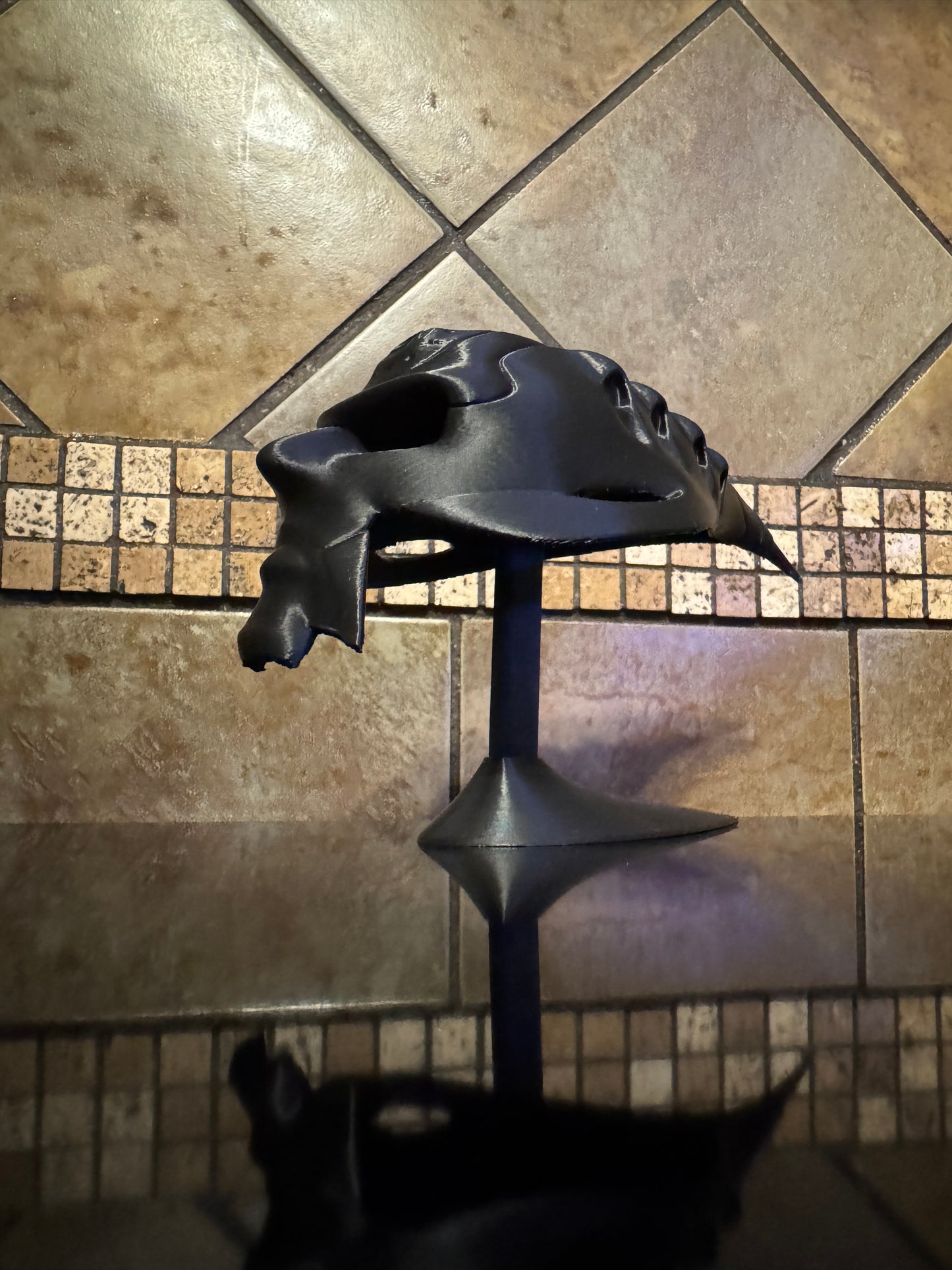 Oaklie Themed Alien Bob Head Display Case Glorifier & Sunglasses Stand Topper