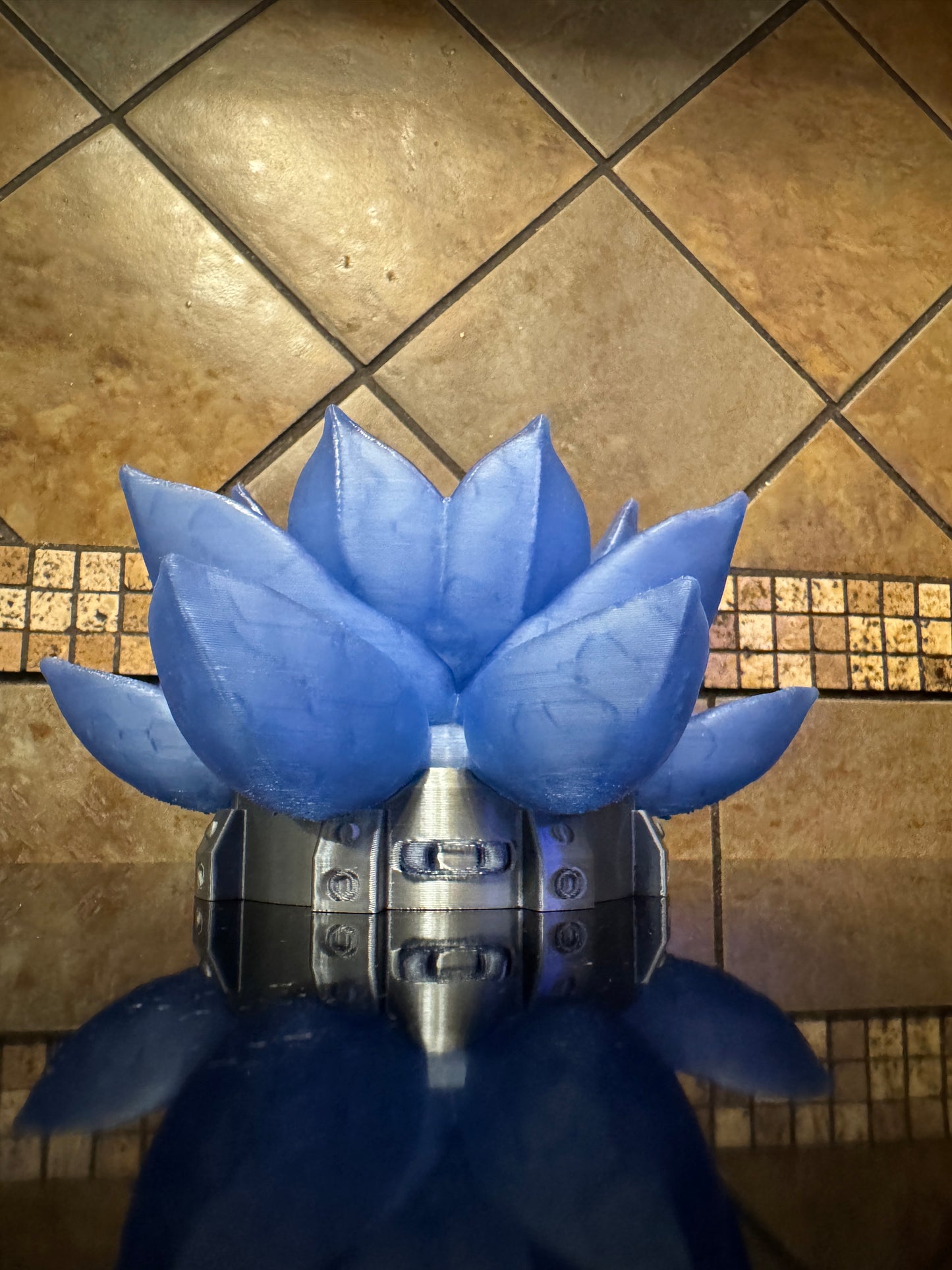 Beautiful FDM Oaklie Industrial Ice Lotus Sunglasses Stand - 7" dia x 4.5"