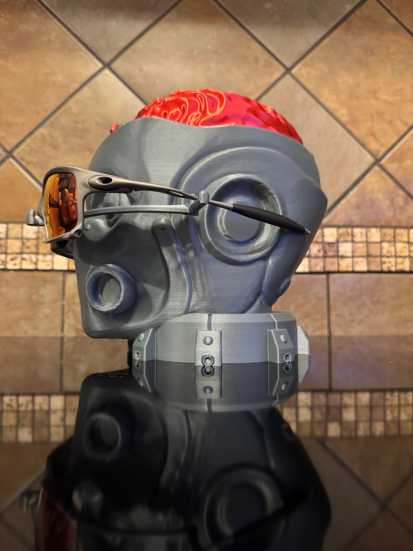 FDM Oaklie "Braindead Bob" Sunglasses Display Stand