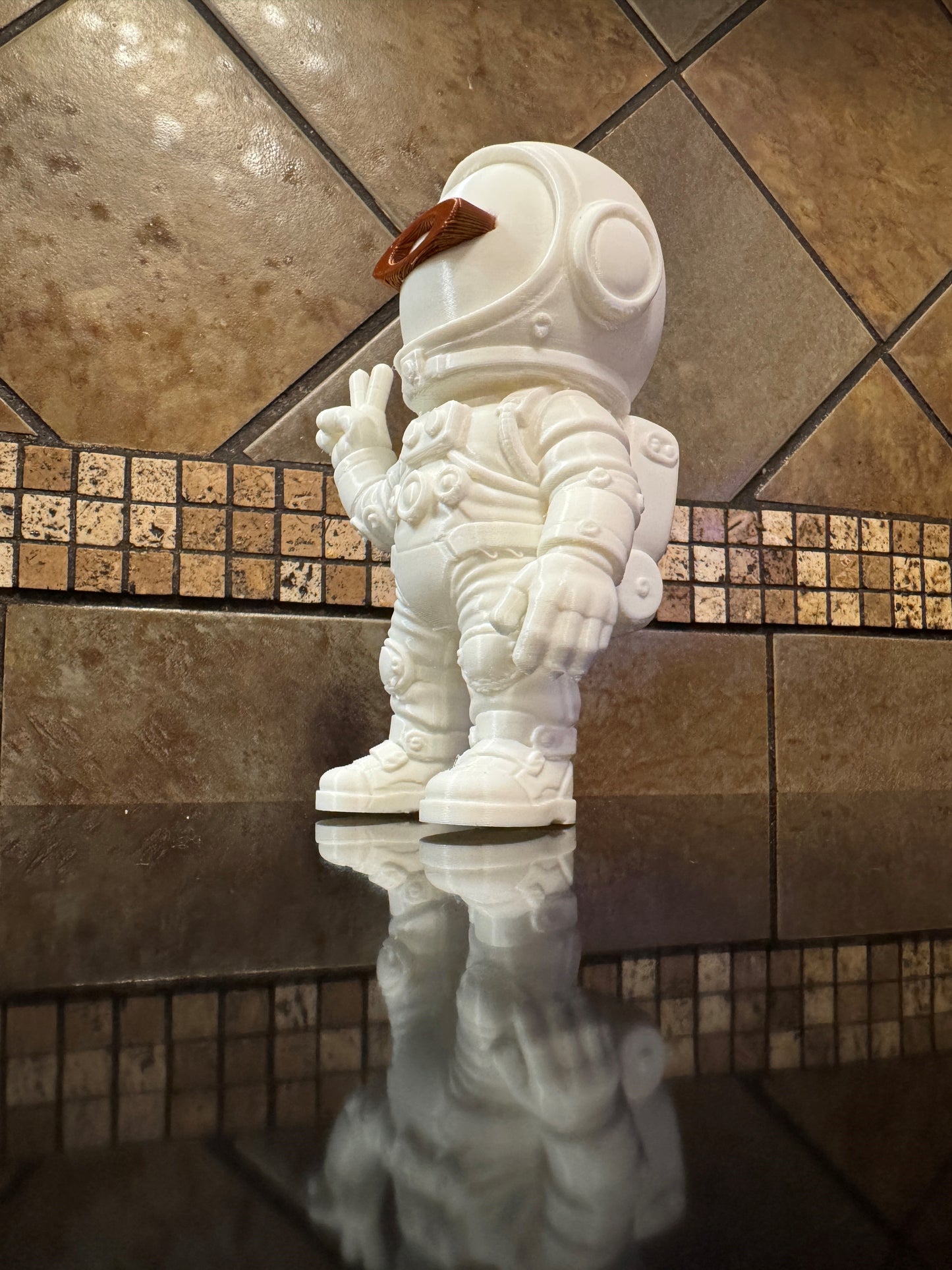 Oaklie Style "O-Naut" Astronaut Themed Display Case Glorifier – 6" Tall x 4.5"